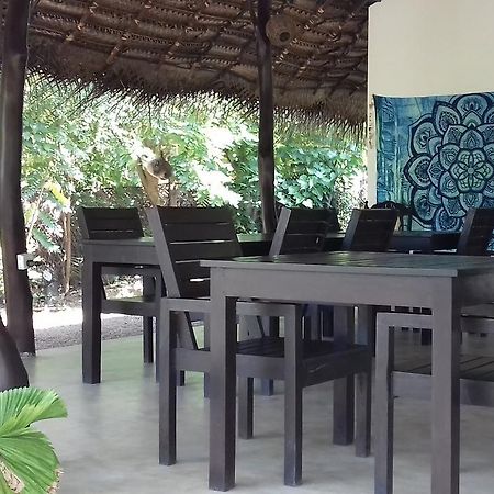 Chillenjoy Cabanas & Restaurant Tangalle Eksteriør bilde