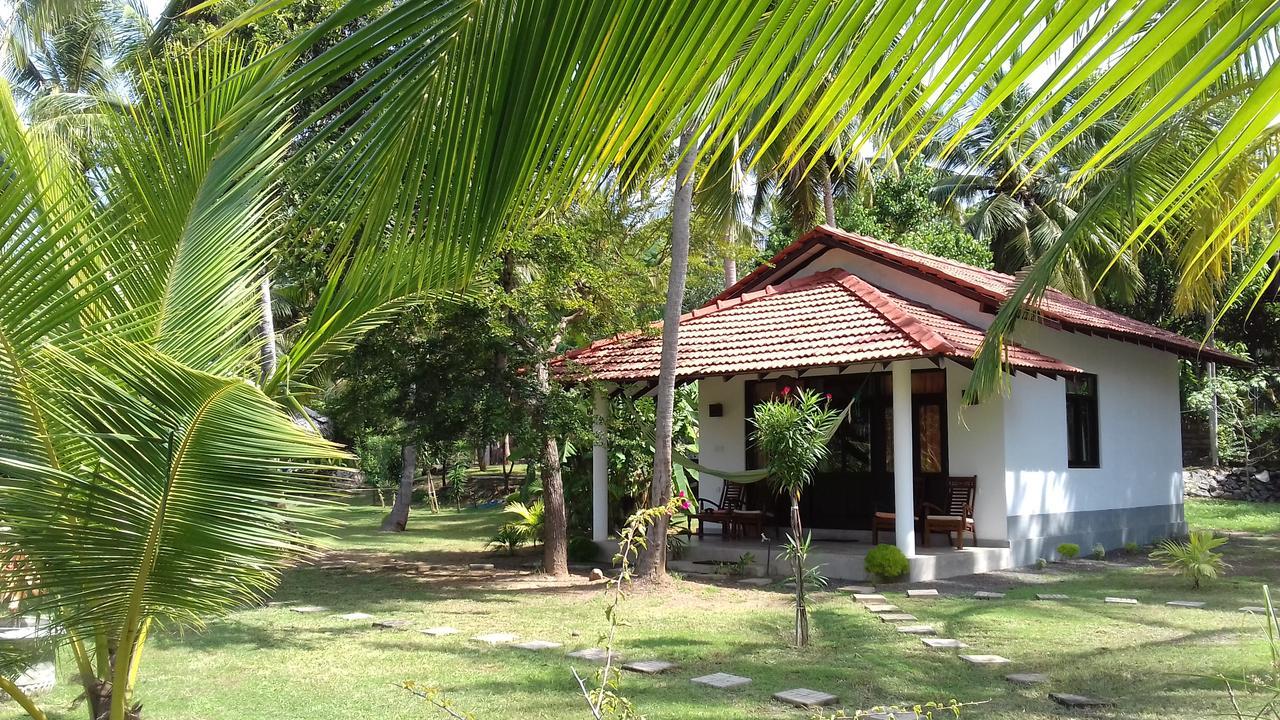 Chillenjoy Cabanas & Restaurant Tangalle Eksteriør bilde
