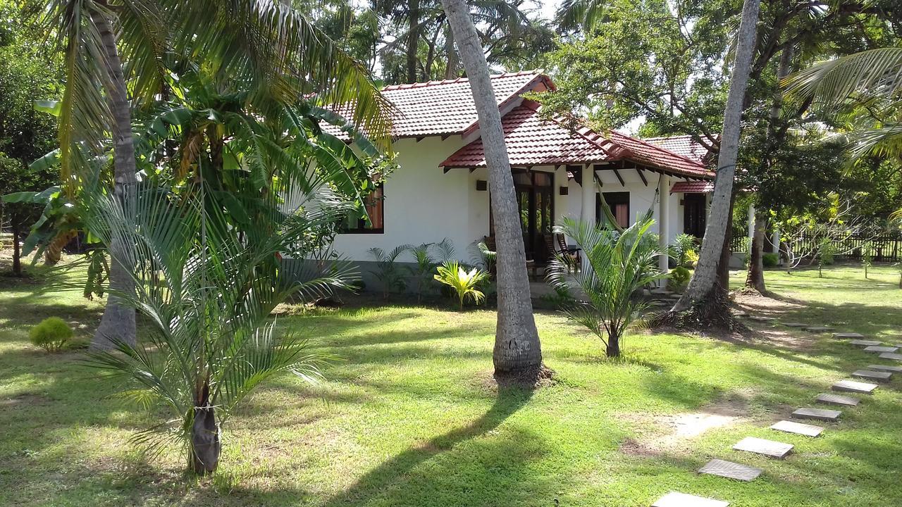 Chillenjoy Cabanas & Restaurant Tangalle Eksteriør bilde