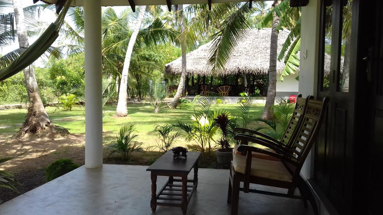 Chillenjoy Cabanas & Restaurant Tangalle Eksteriør bilde