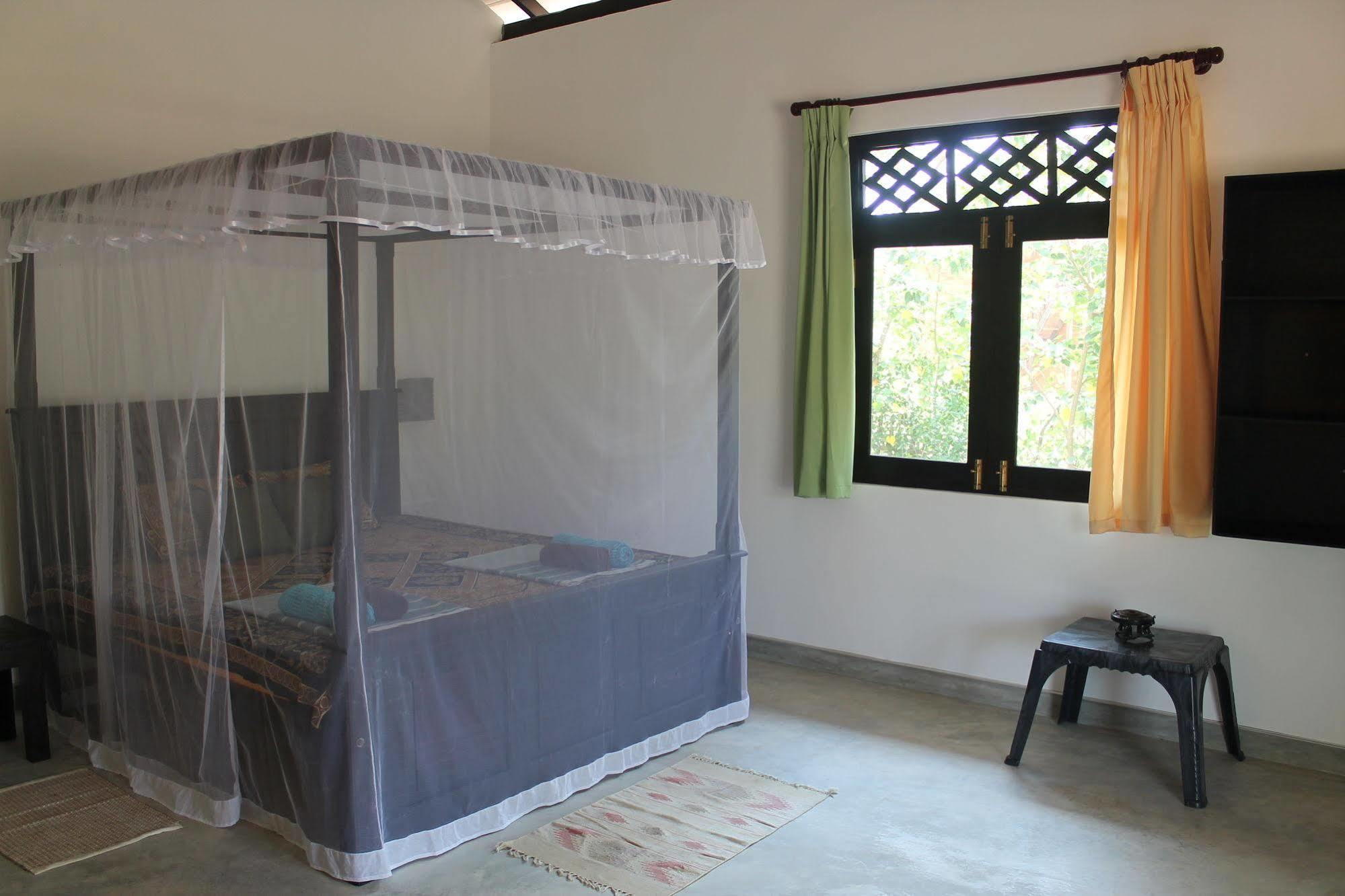 Chillenjoy Cabanas & Restaurant Tangalle Eksteriør bilde