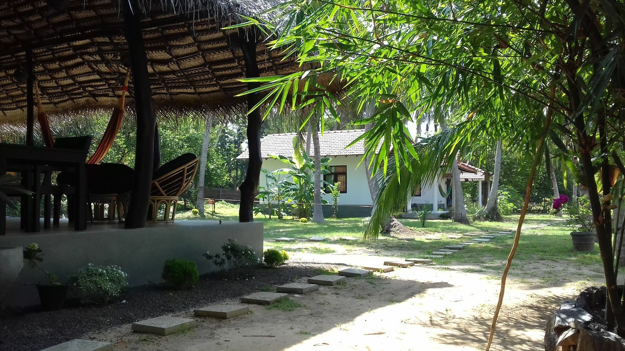 Chillenjoy Cabanas & Restaurant Tangalle Eksteriør bilde
